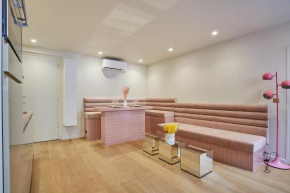 Apartment Center of Paris by Studio prestige